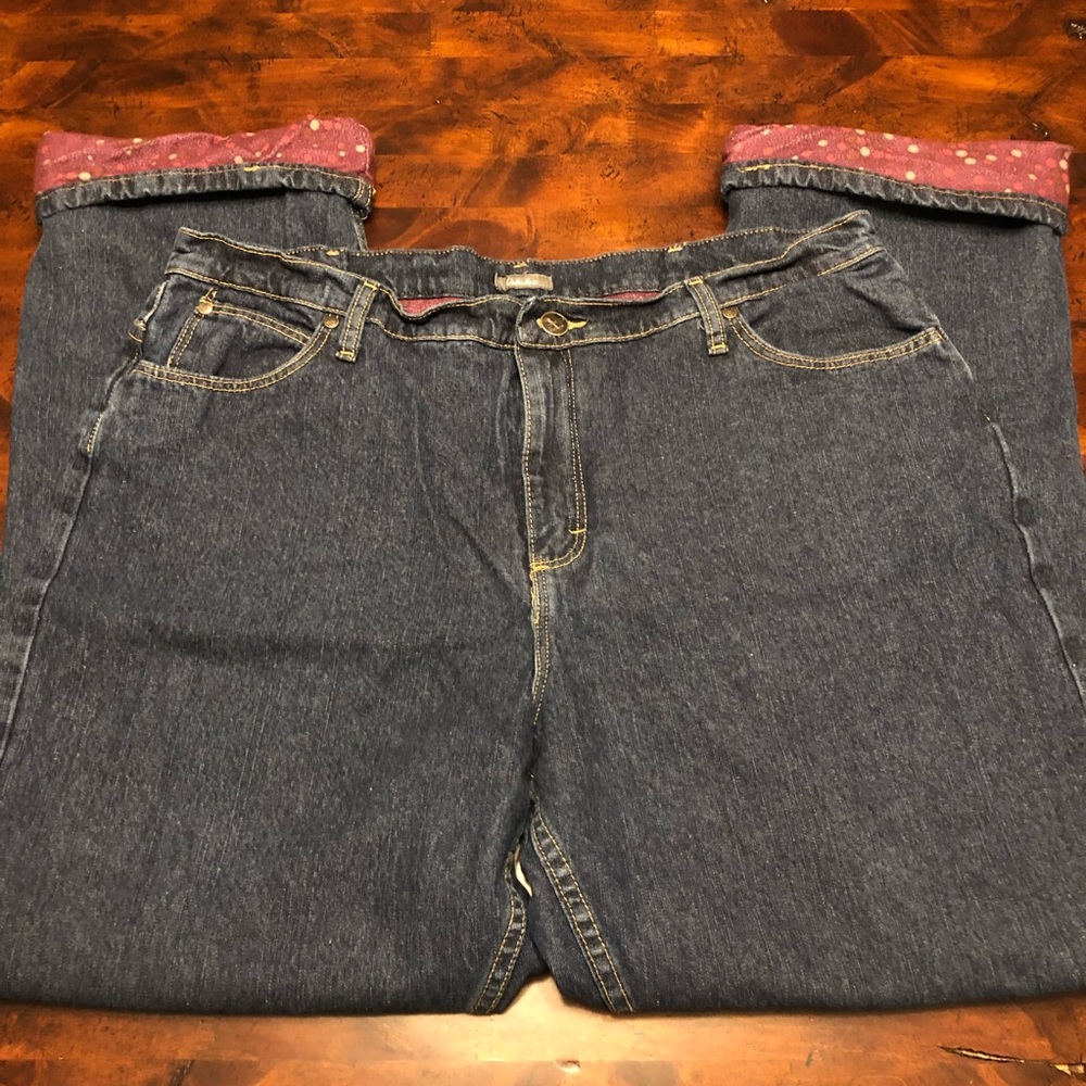 (Hold for Sharon) Cabela’s fleece lined jeans!